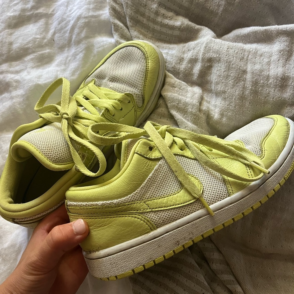 Nike Air Jordan 1 Low “Limelight” color